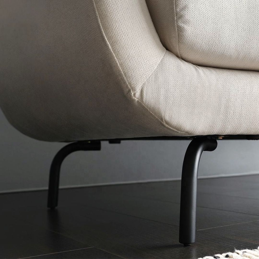 Stilig og komfortabel lys sofa